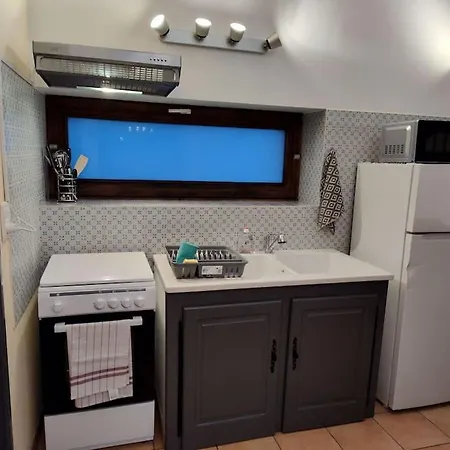 Petit Lumineux Et Chaleureux *